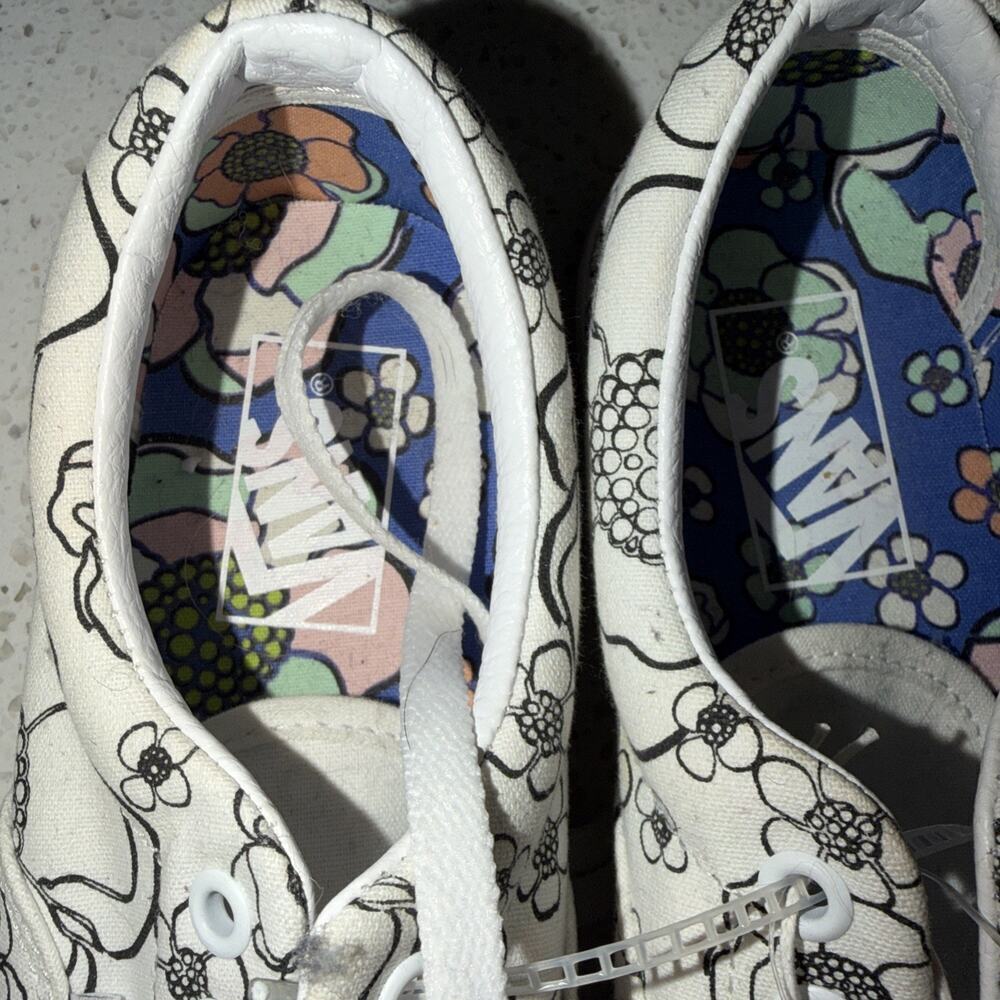 Brand New Vans Color U Floral White Shoes Canvas Womens Size 6 Create Your Color - Picture 2 of 8